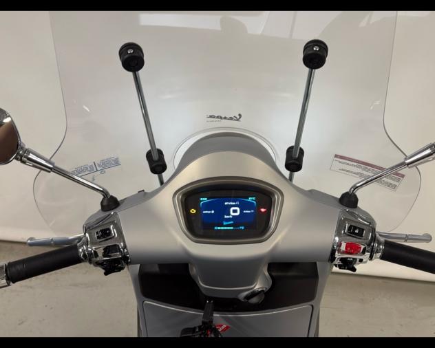 Piaggio Vespa 300 GTS E1369 Piaggio anno 2025 - Foto 10