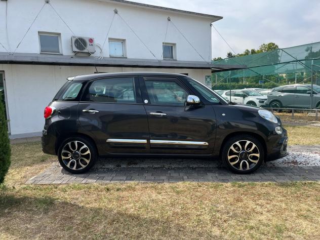 FIAT 500L Urban 1.4 95cv - Foto 8