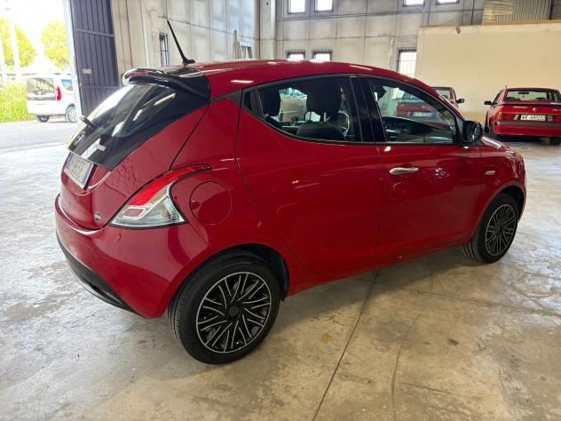 Lancia Ypsilon III 1.0 firefly HYBRID 5 Posti - Foto 5