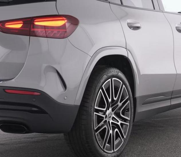 MERCEDES-BENZ GLA 180 AMG PREMIUM SPECIAL EDITION 200 rif. 23830007 - Foto 9