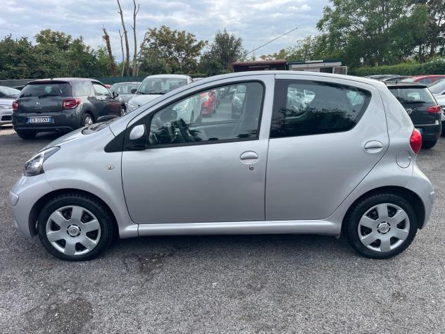 Toyota Aygo 1.0 12V VVT-i 5 porte - Foto 7