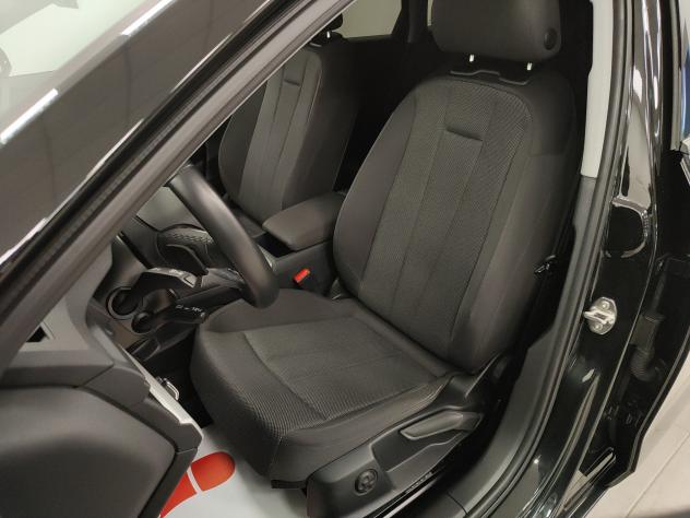 Audi A4 Avant 30 TDI S tronic AdaptiveCruise Fari LED Navi - Foto 4