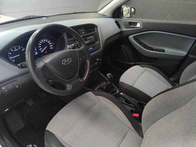 Hyundai i20 i20 5p 1.2 Classic 75cv - Foto 10