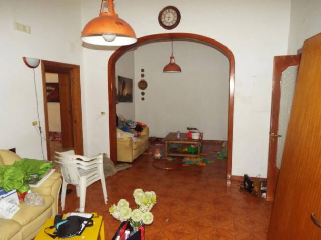 Immobile in asta di 261 m² con più di 5 locali e box auto in vendita a Lizzanello - Foto 6