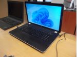 NOTEBOOK HP PAVILION 17  CORE I5+8GB+250SSD+2GB VIDEO+WINDOWS 11.