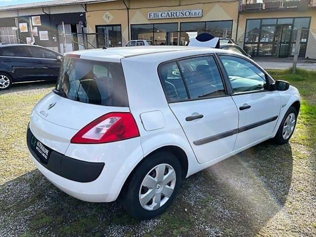 RENAULT - Mégane - 1.4 16V 5p. Confort Authentique - Foto 5