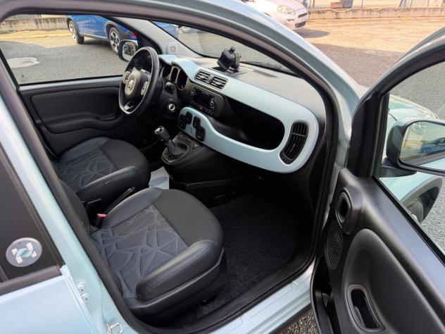 Fiat Panda 1.0 Hybrid Launch Edition - Foto 7