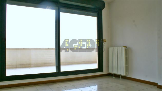 DUE CARRARE - UFFICIO