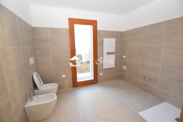 BIFAMILIARE di 6 vani e di 280 mq (TREVIGNANO) rif. RB639 - Foto 10
