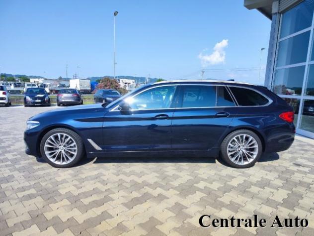 BMW 520 d xDrive Touring Luxury rif. 23786325 - Foto 8