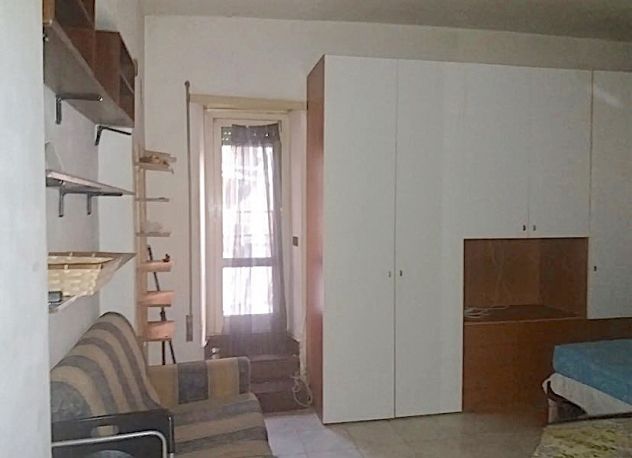 CENTOCELLE MIRTI MONOLOCALE ARREDATO CON GIARDINO PRIVATO - Foto 7