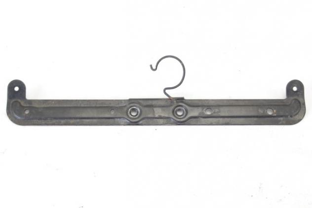 SUPPORTO CARENATURA SCUDO ANTERIORE APRILIA SR 150 1999 - 2002 AP8134620 FRONT SHIELD FAIRING BRACKET