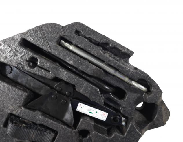 KIT ATTREZZI RUOTINO DI SCORTA OPEL Crossland Serie (X) 39138951 Diesel 1500 (17) - Foto 2