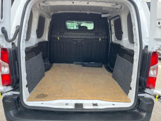 Toyota Proace City 1.2P 110CV M/T 650KG L1 D Comfort - Foto 5
