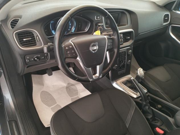Volvo V40 D2 1.6 Momentum - NEOPATENTATI - Foto 7