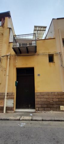 10 V035 Palazzina indipendente in zona centrale