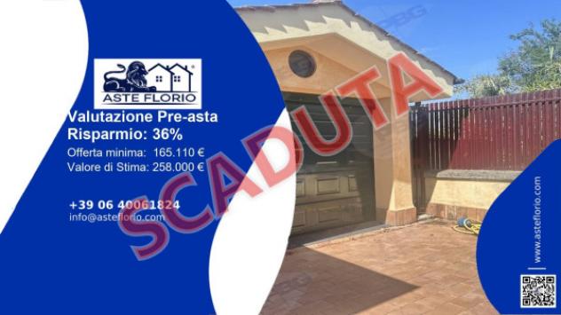 Immobile in asta di 113 m², box auto in vendita a Roma