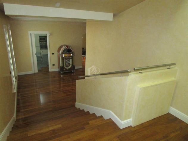 Suzzara vendesi villa 6 vani 260 Mq - Foto 8
