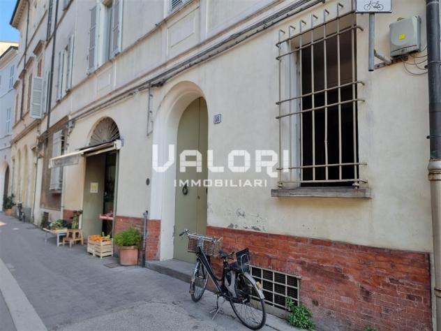 UFFICIO AL PIANO TERRA CON CANTINA E POSTO AUTO PRIVATO - Foto 7