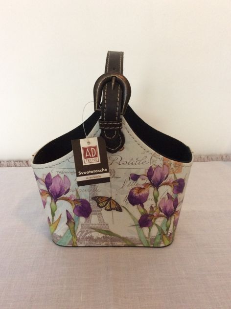 SVUOTA TASCHE