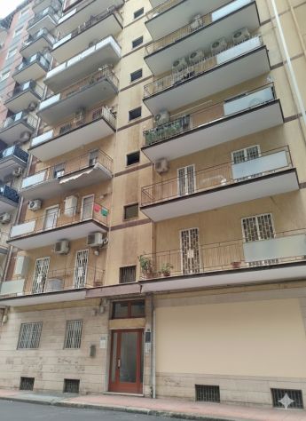 7° Piano Panoramico - Via Catania: Pronto, Luminoso e Funzionale - Foto 10