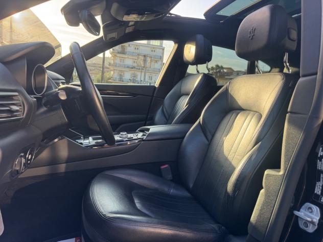 MASERATI LEVANTE 3.0 D V6 275 GRANLUSSO TETTO FULL - Foto 10