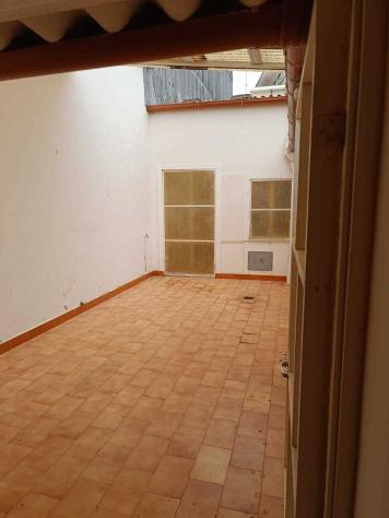 Singola in vendita a Canicattini Bagni