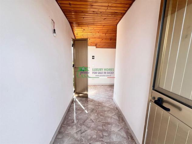 Rif:2718 - Villetta con Giardino di 550 mq e Mansarda – Ottimo Potenziale in Prima Periferia, Comiso - Foto 16
