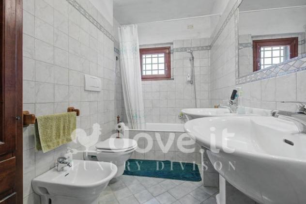 Villa di 350 m² con più di 5 locali e box auto doppio in vendita a Roma - Foto 20