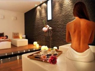IL MASSAGGIO CHE COINVOLGE CORPO E MENTE