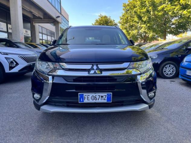 MITSUBISHI Outlander 2.2 DI-D 4WD Instyle Plus Navi 7 POSTI rif. 23808195 - Foto 4