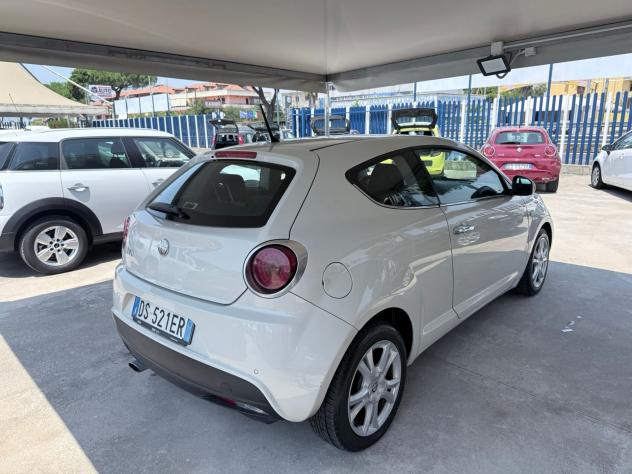 Alfa Romeo MiTo 1.6 JTDm 16V Distinctive Sport Pack - Foto 6