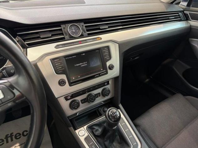 VOLKSWAGEN Passat 1.6 TDI Business BlueMotion Technology rif. 23646889 - Foto 9