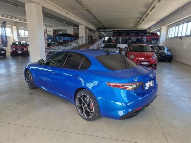Alfa Romeo Giulia 2.2 Turbodiesel 210 CV AT8 AWD Q4 Veloce - Foto 4