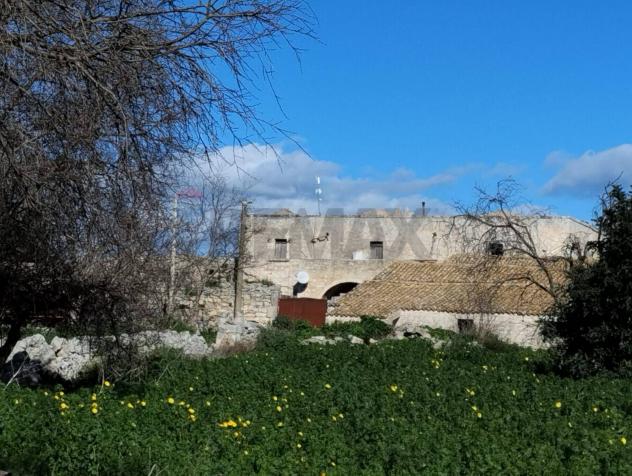 casa indipendente in vendita a Rosolini