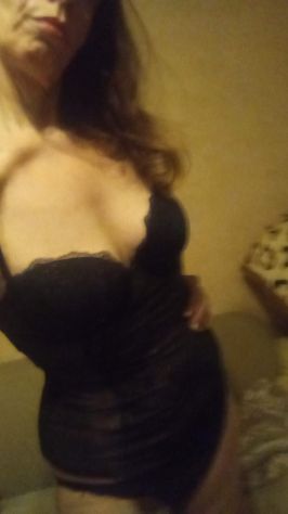 Italiana no incontri videochiamata erotica con squirt una vera sexchat live con video e foto fatte al momento video personalizzati anche di coppia no Tel:3793229832