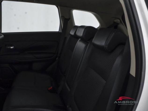 MITSUBISHI OUTLANDER 2.2 DI-D 4WD Instyle 7p. - PER OPERATORI DEL SETTO rif. 24054847 - Foto 10