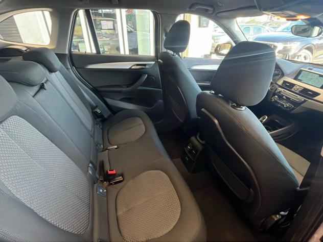 BMW X1 xDrive 18d - Foto 10