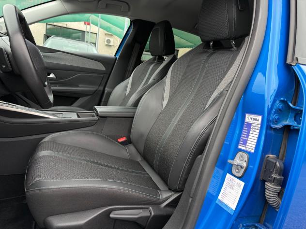 Peugeot 308 Berlina 1.5 130 S&S EAT8 Allure Pack - Foto 9