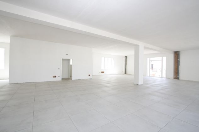 Locale commerciale di 380 mq - Foto 6