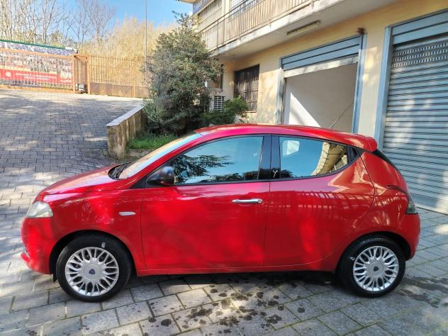 Lancia Ypsilon 1.2 69 CV 5 porte GPL Ecochic Gold - Foto 2