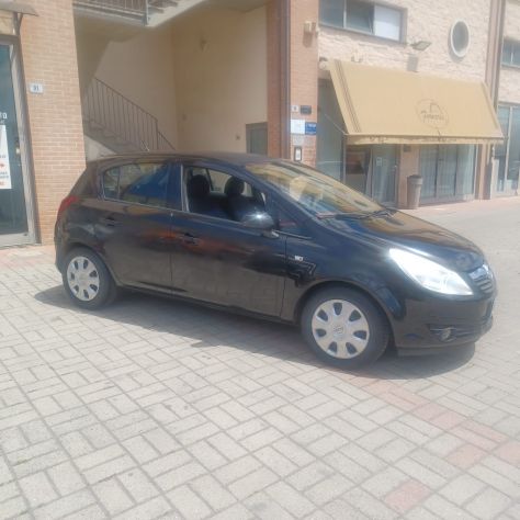 111.978KM CORSA 1.2 NEOPATENTATI BUONO STATO - Foto 6