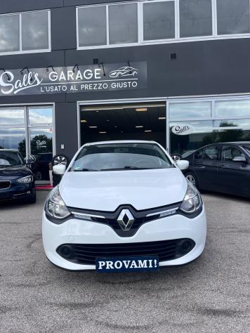 Renault Clio 1.2 75CV Exclusive Neopatentati - Foto 2