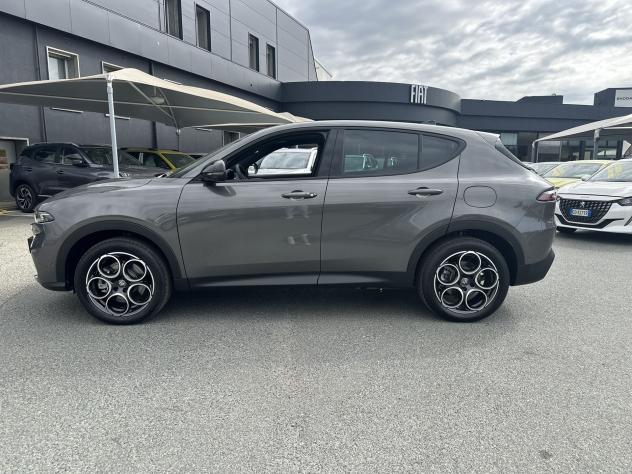 Alfa Romeo Tonale 1.3 Plug-in Hybrid Q4 270cv AT6 Sprint - Foto 4