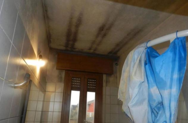 Immobile in asta di 158 m² con più di 5 locali e box auto in vendita a Corte de' Cortesi con Cignone - Foto 8