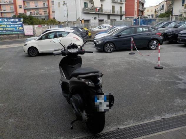 PIAGGIO Beverly 350 Anno 2014 rif. 24220716 - Foto 10