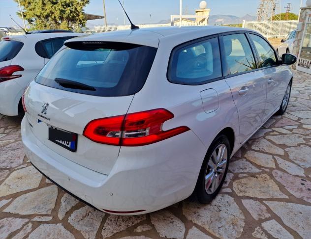 Peugeot 308 BlueHDi 130 S&S SW 2018 - Foto 4