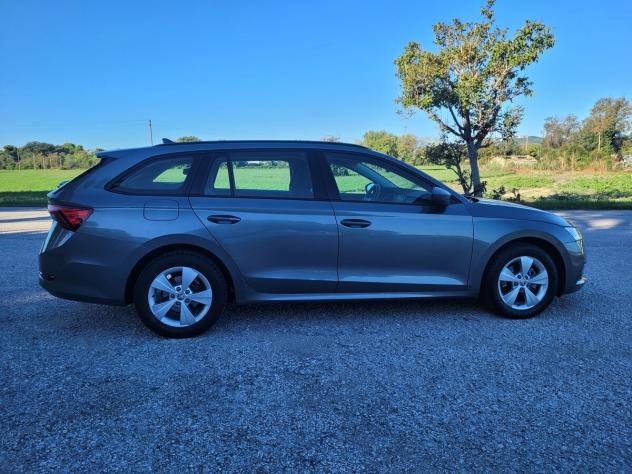 Skoda Octavia 1.0 e-TEC DSG Wagon Executive - Foto 5