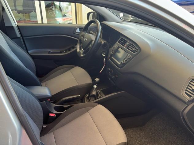 Hyundai i20 1.4 CRDi Sound Edition - Foto 8
