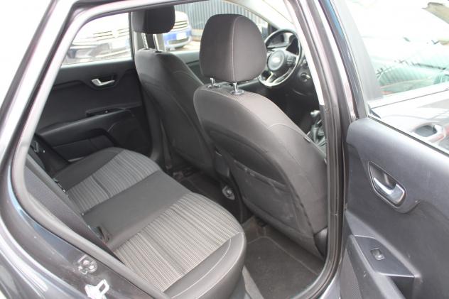 Kia Stonic 1.6 CRDi 110 CV Energy - Foto 8